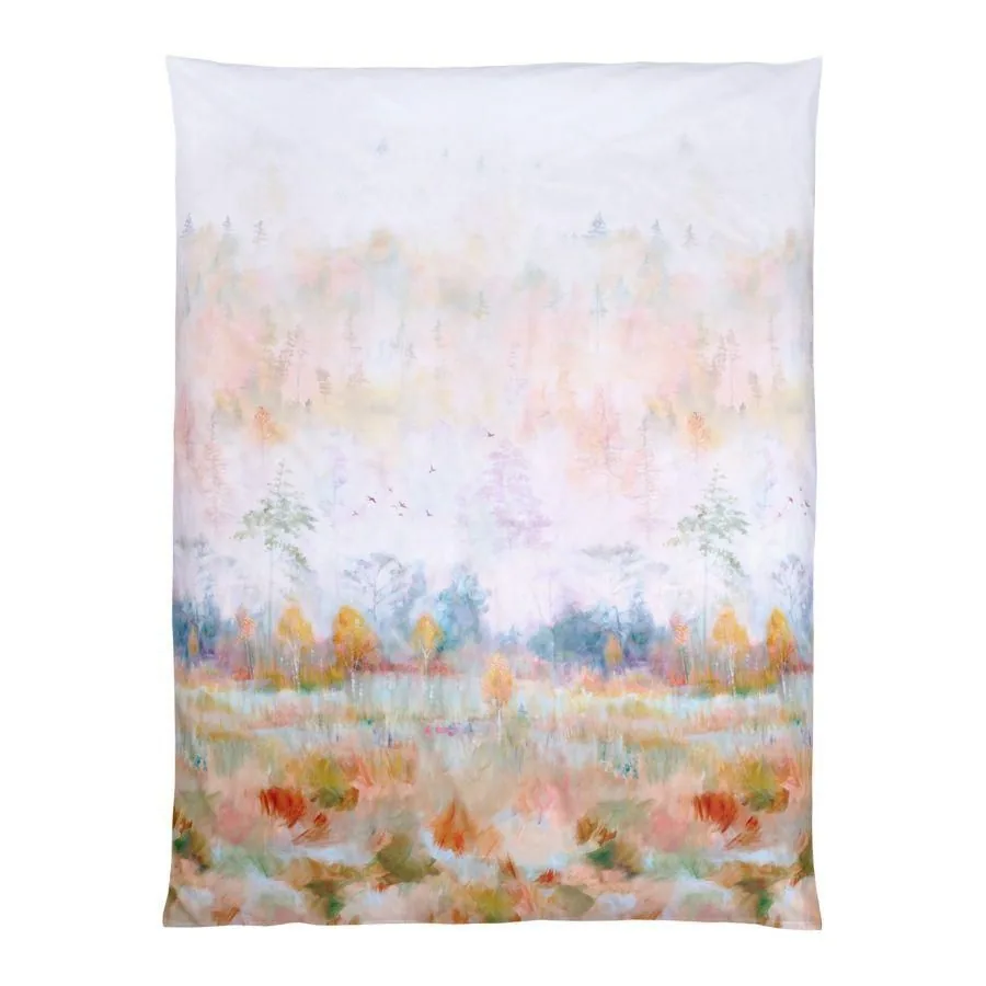 Ein heller Bettdeckenanzug